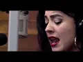 Mon Laferte canta en vivo "Funeral"