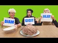 Download Lagu TANTANGAN MAKANAN JILAT, GIGIT ATAU DIAM *MENTAH SAMPE MUNTAH*