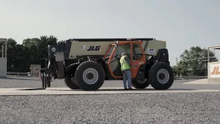 How To Operate a Telehandler - Operator Best Practices