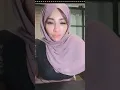 MEK SARAH COMEY HIJAB STYLE