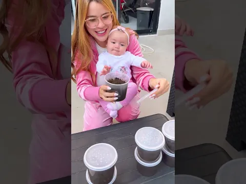 PRIMEIRA VEZ DA JESSIE DANDO MINHOCA PRA MARGARIDA