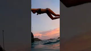 So much fun!! How many different jumps can you come up with? #sailingfamily #kids #fun #jumping