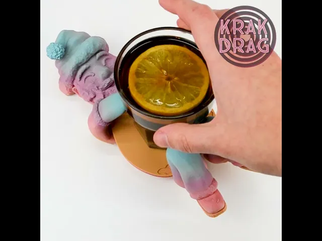 Santa Mug Hugger: Self-Adjusting Coaster video thumbnail