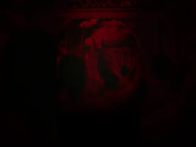 هیچ دیوانه‌ای از این همه تکرار به اندازه‌ی من لذت نخواهد برد! #shorts