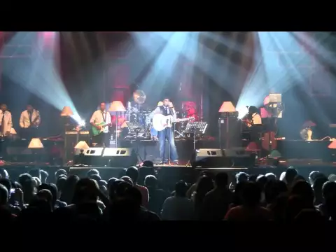 Download MP3 Glenn Fredly - You Are My Everything ~ Kisah Romantis @ Central Park [HD]