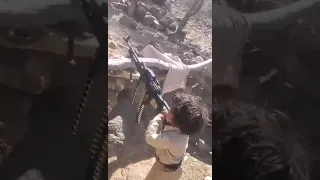 طفل يمني يضرب بي معدل شيكي اطفال اليمن 