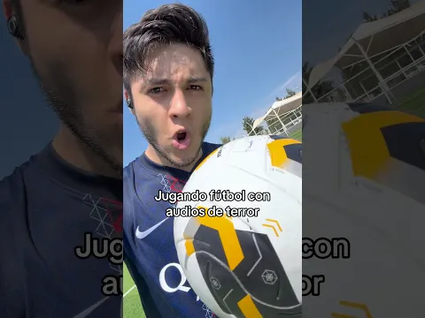 JUGANDO FÚTBOL con AUDIOS de TERROR ⚽️👻🔥 #messi