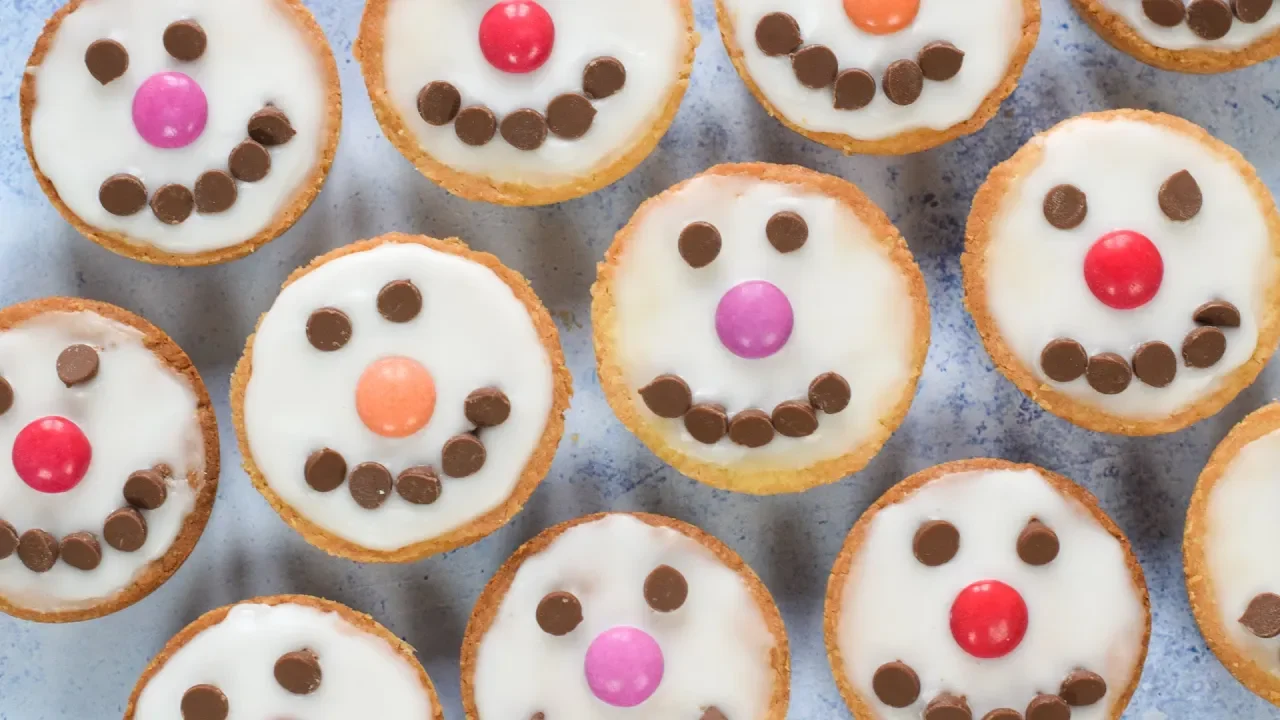 (Ad) Shortbread Snowman Cookies Recipe with Tefal Cake Factory