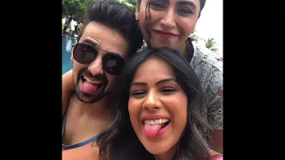 nia sharma boobs bouncing malfunction nipslip full view