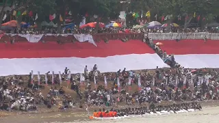 Suasana Pacu Jalur Teluk Kuantan. Kuansing