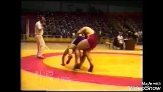 انتخابی تیم ملی سال ۱۳۷۵ دوبنده قرمز فرهاد رسول زاده از تهران وزن ۱۱۵کیلوگرم 