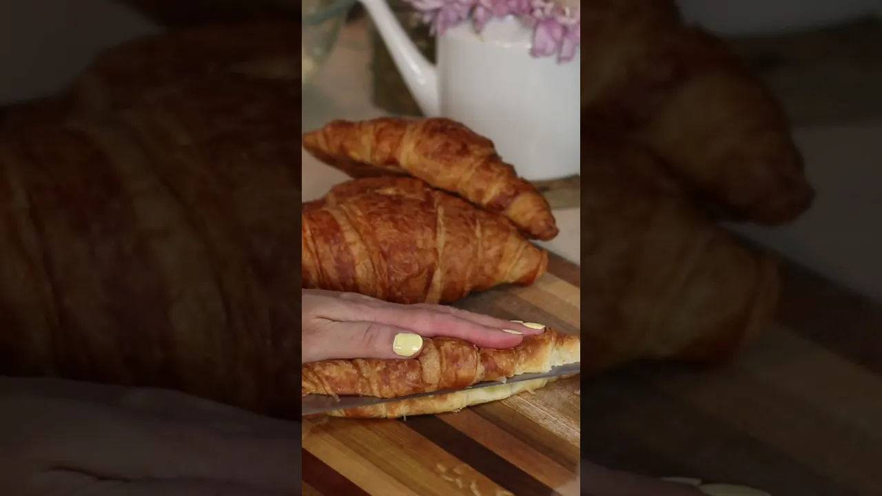 Tiropita Croissant