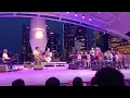 夜莺在伯克利广场爵士大乐队现场演唱 @新加坡滨海艺术中心