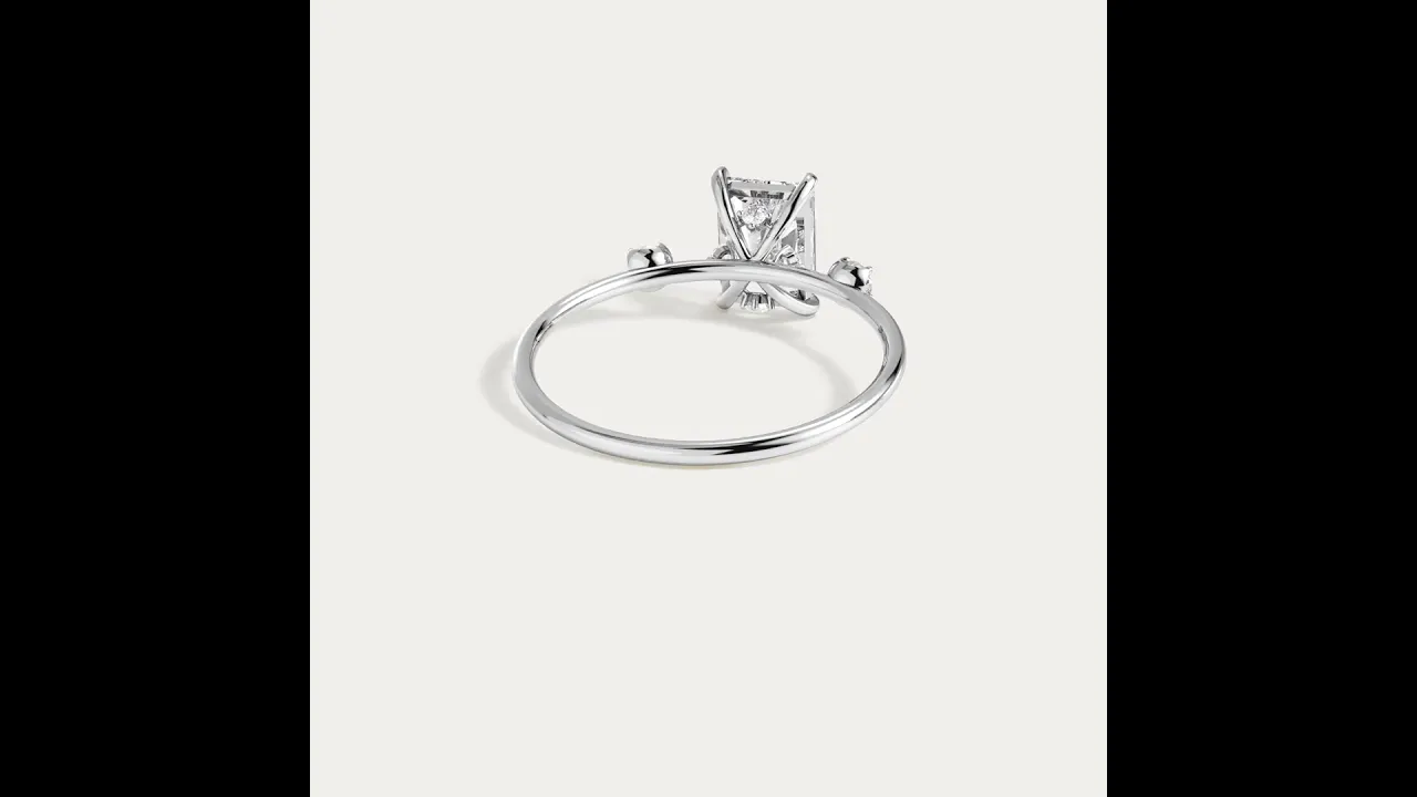 Liora丨1CT Radiant Cut Lab Grown Diamond Three Stones Engagement Ring