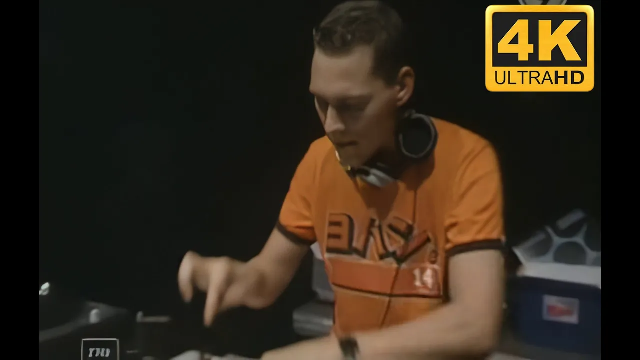 Yahel and Eyal Barkan - Voyage, 4K AI Enhanced, (Tiesto live at Dutch Dimension, 2002) Yahel and Eyal Barkan - Voyage, 4K AI Enhanced, (Tiesto live at Dutch Dimension, 2002)