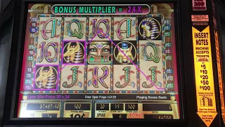 HUGE Cleopatra 2 Bonus Round 30 MAX BET 4X RETRIGGER