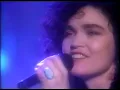 Alannah Myles - Black Velvet (1989) Live Arsenio Hall 1990