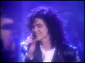 Download Lagu Alannah Myles - Black Velvet (1989) Live Arsenio Hall 1990