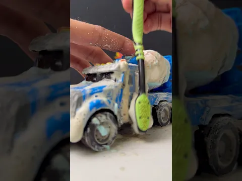 Cleaned the DIRTIEST cement mixer Ambuja vehicle found at HiGhWaY along side Indonesia…🥰🆑