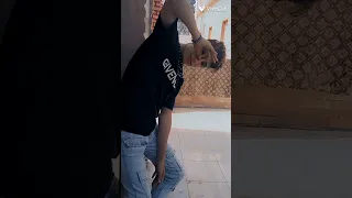 اضربونى بالف طلقه احمد موزه الجوكر 