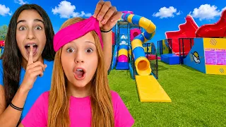 Nastya y Evelyn compiten en el parque de aventuras