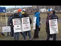 Canada Post workers hit the picket line