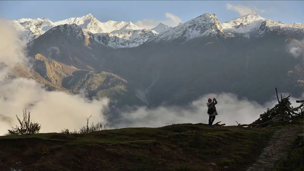 Madmaheshwar to Kalpeshwar Trek via Ghiya Vinayak Pass and Nandikund.