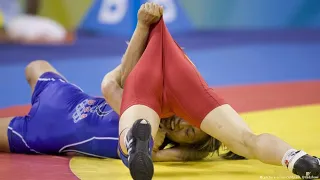 کشتی جذاب بانوان وزن 65 کیلوگرم ژاپن و مولداوی 