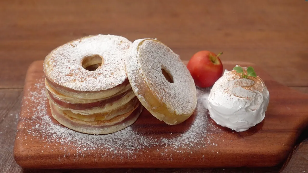 사과 팬케이크