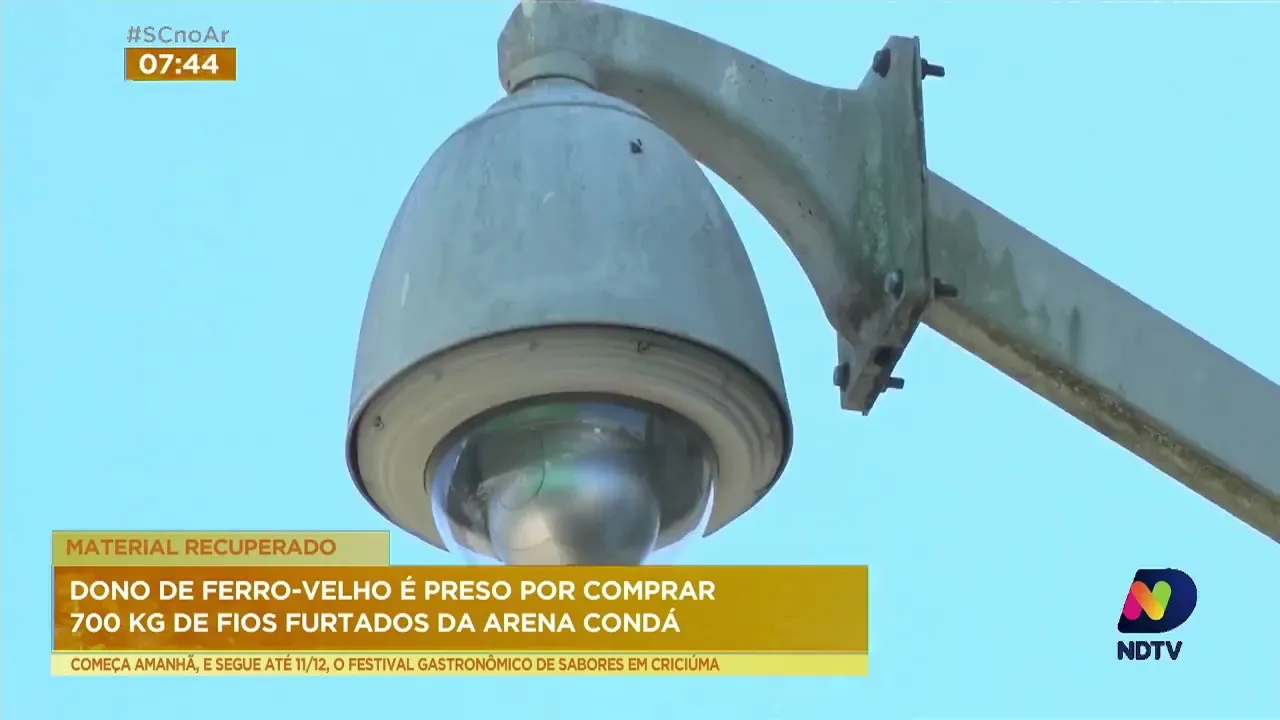 Dono de ferro-velho é preso por furtar fios da Arena Condá, em Chapecó