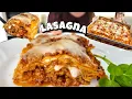 Lagu Lasagna dengan ragù, hidangan tradisional Italia, hidangan untuk hari Minggu dan hari libur.