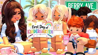 FIRST DAY OF KINDERGARTEN! DROPPING OFF TWINS AT SCHOOL MEETING NEW FRIENDS *VOICED* BERRY AVE