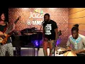 Lagu Etuk Ubong live in session at Jazz FM