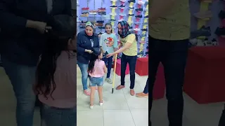 لما حماتك تشترى معاكي طلبات المدارس 