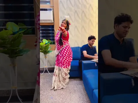 Dupatta sarak rha hai💃
