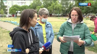 В одном из дворов Омска обнаружили закрытый автомобиль с газовым баллоном