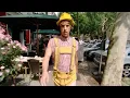 Download Lagu Brüno (2009) - Opening scene