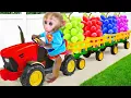Download Lagu Monyet Bon Bon Imut memanen buah-buahan dan memperbaiki mobil di jalan pulang ke rumah