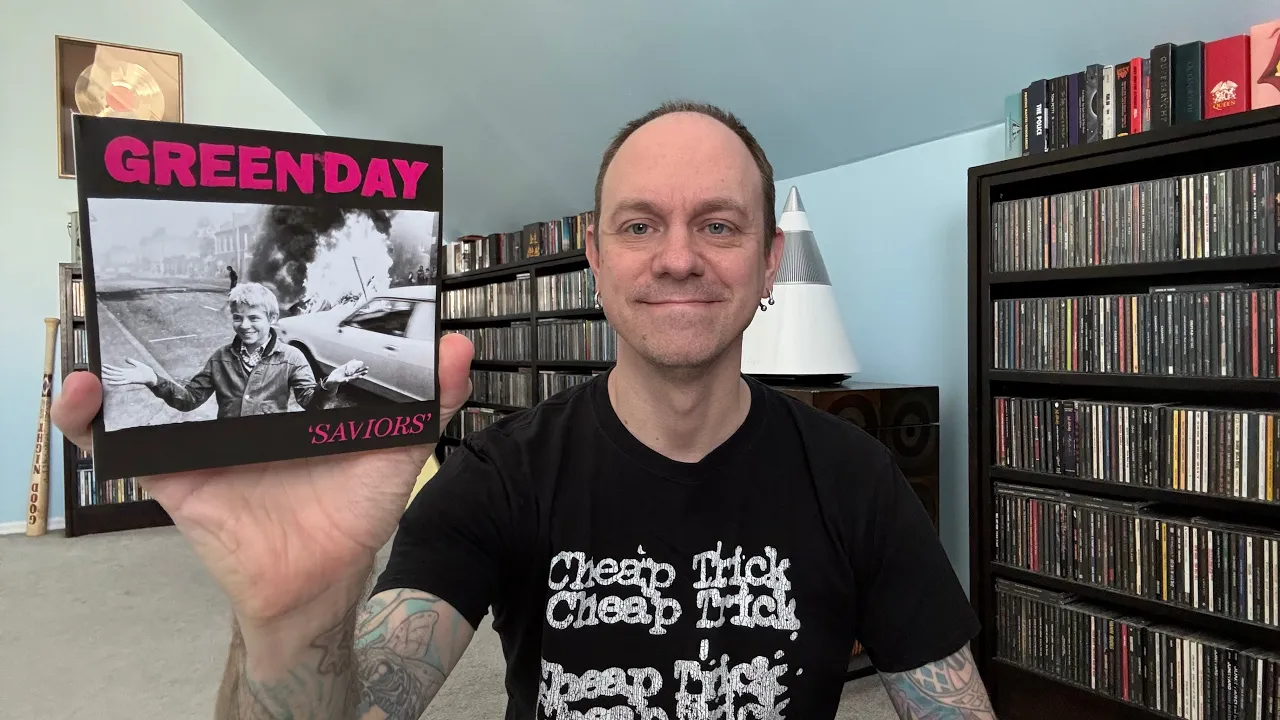 Green Day - Saviors - New Album Review & Unboxing