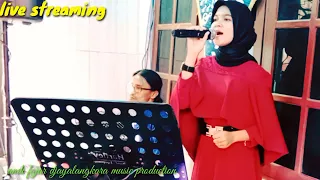 Download RT 5 RW 3 Cipt- Eddy Lestaluhu/ cover by intan. MP3