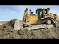 Download Lagu Caterpillar D8R Bulldozer Working On Huge Solar Farm Project - Sotiriadis/Labrianidis Constructions