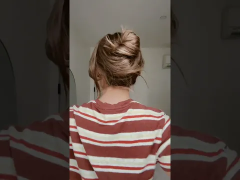 El peinado más rápido que pueden hacerse, perfecto para días de afán🤍 #hairstyle #hairtutorial
