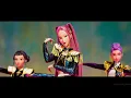 Huntrix Sings Golden KPop Demon Hunters
