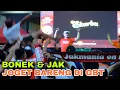 Live Perform Skarbu Buat Bonek dan Jak berjoget dan Bernyanyi bersama di Stadion GBT