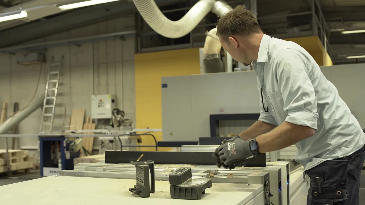 Video: CNC-Bearbeitung in unserer Betriebsstätte August-Lücke-Werkstatt in Obernkirchen