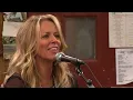 Deana Carter sings "Strawberry Wine"