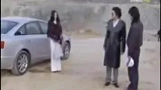 جوايونغ يرى صديقته مع صديقه  جوايونغ يرى صديقته مع صديقه