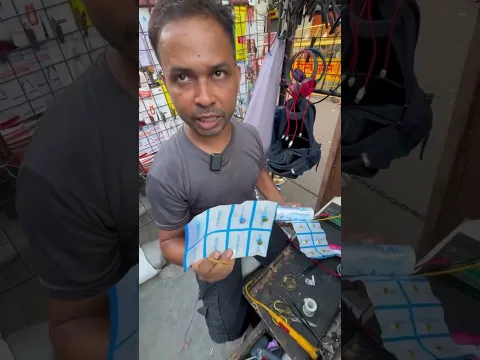 100 Rupay me Earbuds 🫣😱🤣 #gadgests #youtubeshorts #shorts #trending