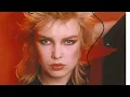 Download Lagu 1981 album track