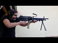 Download Lagu Off-hand shooting FN Minimi PARA